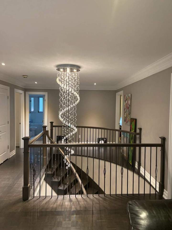 65660007899  638ED8BF D8F3 4A9F B186 CA857078E02D